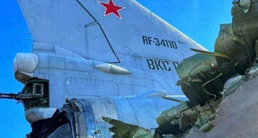 Экс-главком ОВС НАТО назвал атаки на российские аэродромы опасным поворотом в конфликте