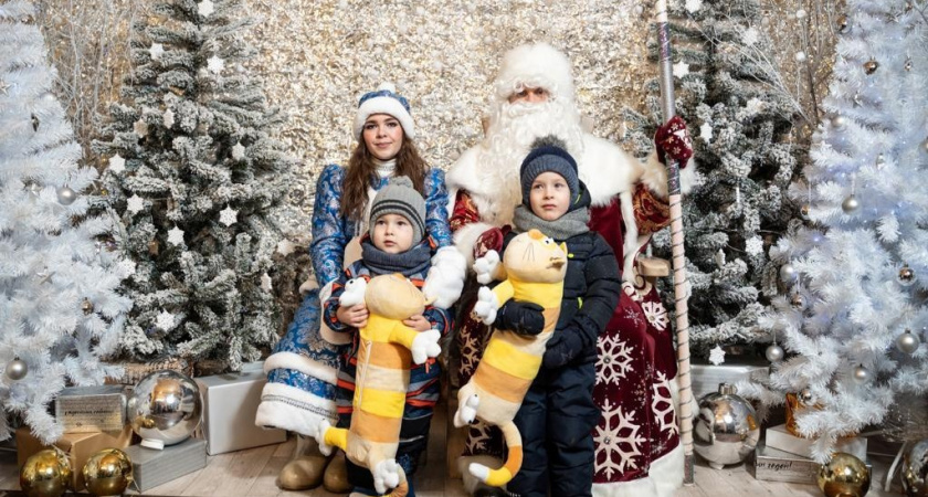В Лесопарке Рязани заработала резиденция Деда Мороза