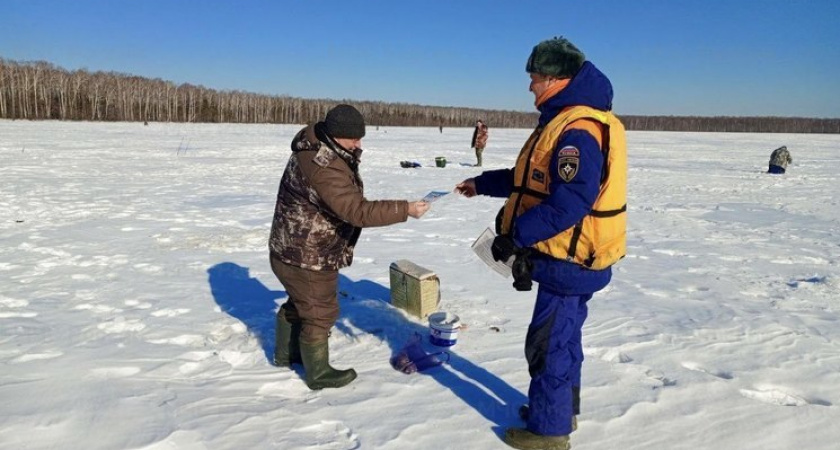 Жителей Рязанской области предупредили об опасности выхода на весенний лёд