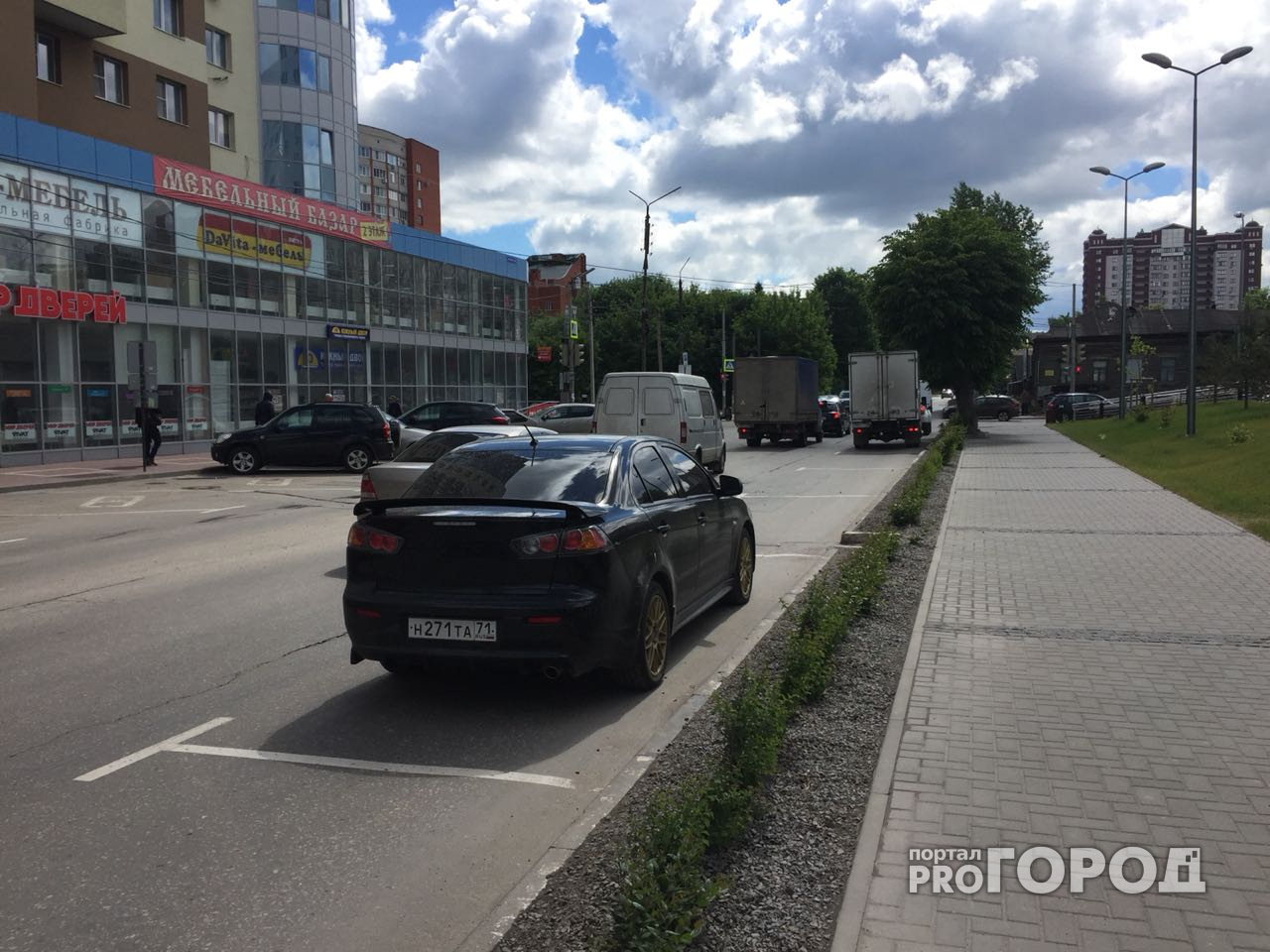 В Рязани платная парковка вводит в заблуждение водителей. Видео
