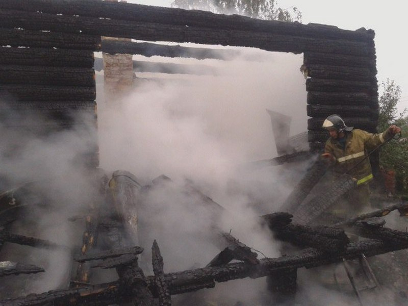 Серьезный пожар в Рязанской области унес жизни двух человек