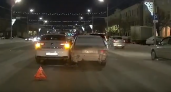 Ученик за рулём: машина автошколы попала в массовую аварию на Первомайском проспекте