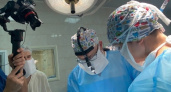 В Рязанской ОКБ провели прямую трансляцию операции по замене имплантатов молочных желёз