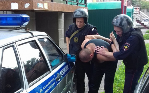 В Солотче задержали мужчину, который находился в федеральном розыске