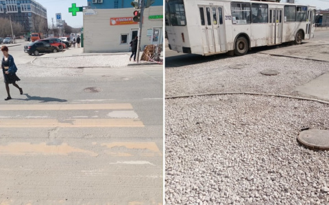 Тротуар возле рынка повредили из-за коммуникаций: ответ мэрии