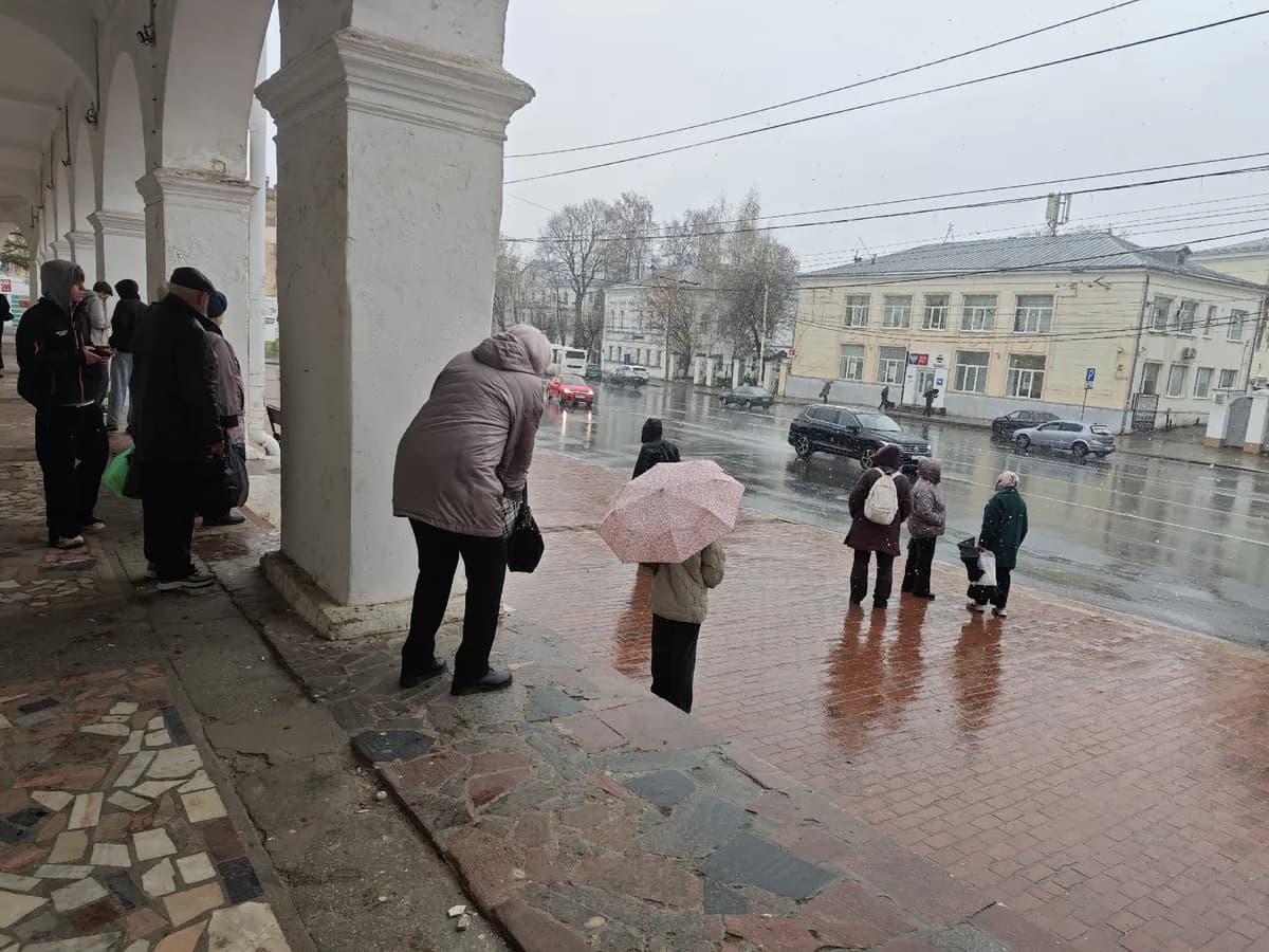 Эти 2 действия с обувью после дождя необходимы: как спасти кожаную пару от деформации и мерзкого запаха
