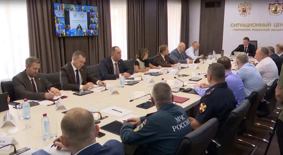 Малков поручил создать штаб по мусору в Рязани