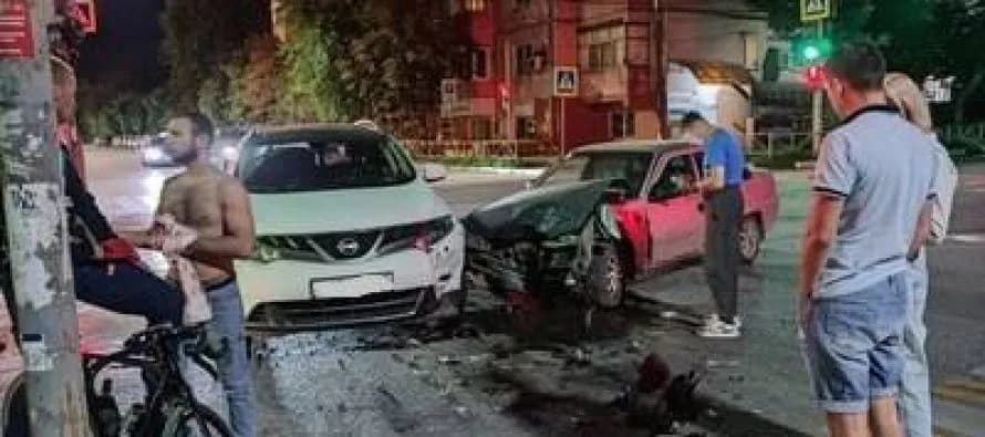 В Рязани произошло жесткое ДТП с легковыми машинами