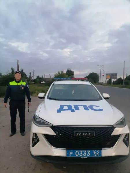 Рязанский гаишник помог жительнице села родить вовремя
