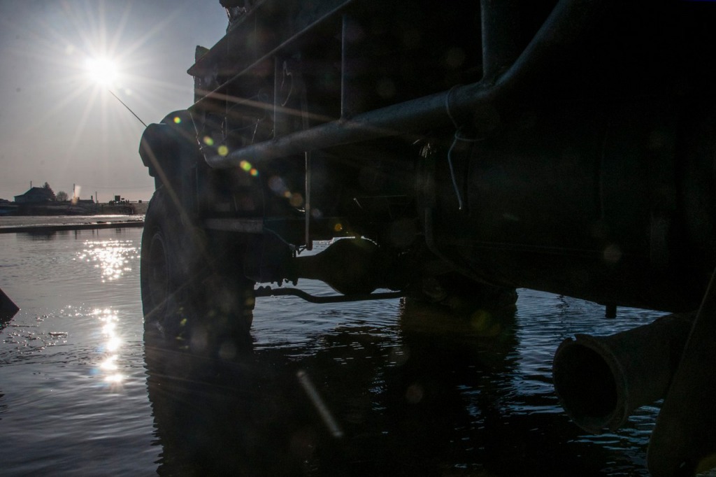Подъем воды в Оке. Разлив Рязань 2013 год фото города. Правый берег Рязань фотограф. Ока разлилась Рязань новости сегодня.
