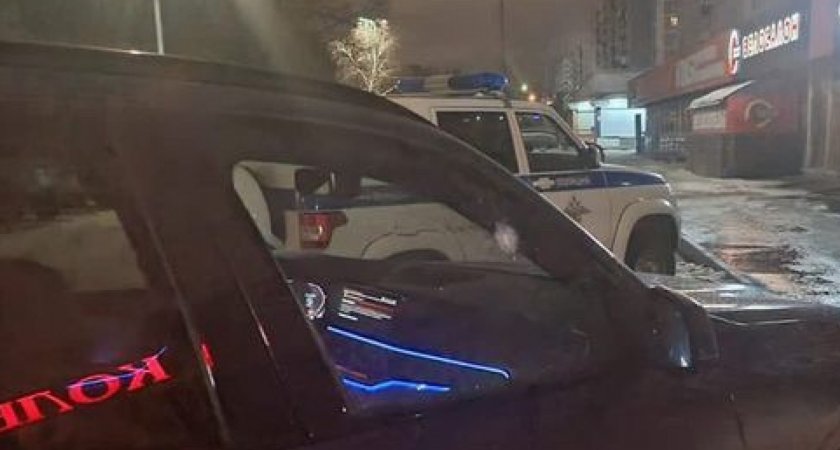 В Рязани неизвестные расстреляли легковой автомобиль