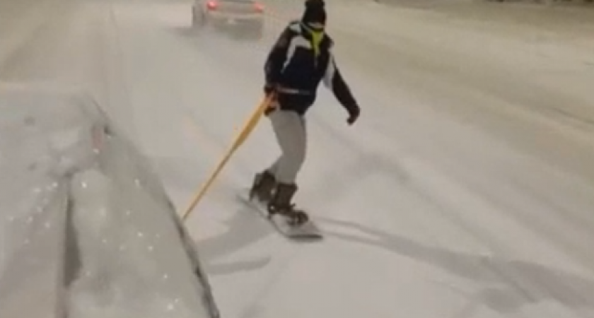 Сноубордисту, который проехал по центру Рязани, провели профилактическую беседу
