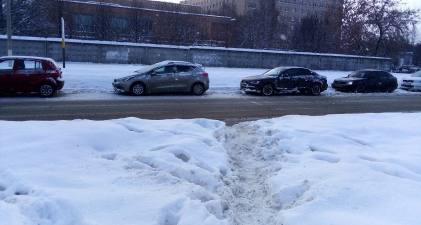 "Очистите улицы от снега": рязанцы жалуются на некачественную уборку города 