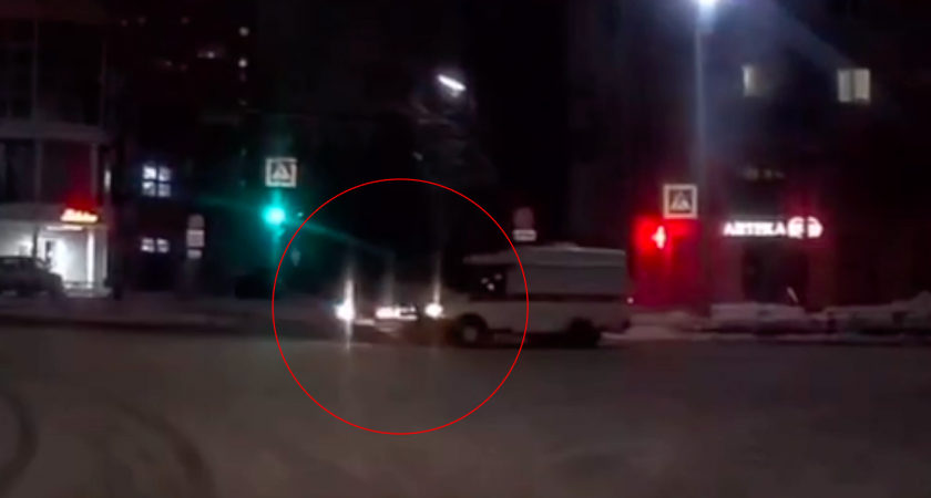 Видео: момент аварии с участием скорой в Горроще