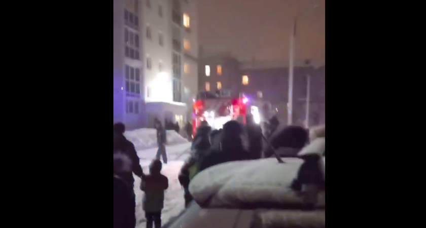 Пожар на улице Молодцова - пострадал мужчина