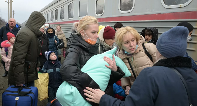 Губернатор Любимов отдаст однодневный заработок в помощь жителям Донбасса