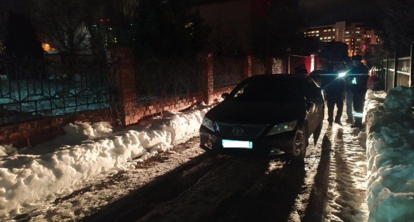 На улице Родниковой в Рязани Toyota Camry сбила 51-летнюю женщину