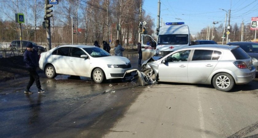 В ДТП с Skoda и Opel на проезде Шабулина пострадал 26-летний рязанец