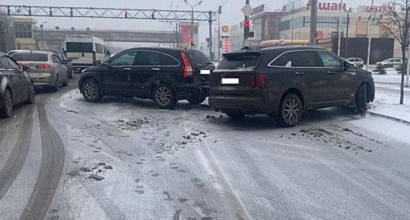Двое детей травмировались в ДТП на Московском шоссе Рязани