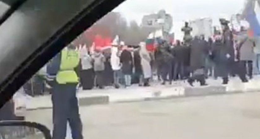 В Дашково-Песочне заметили скопление людей и полиции