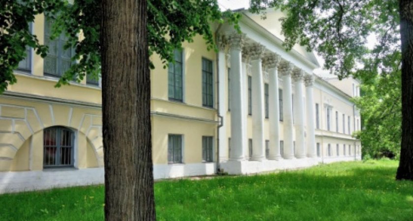 В музее имени Рязани заместителям директора незаконно выплатили 339 тыс. рублей 