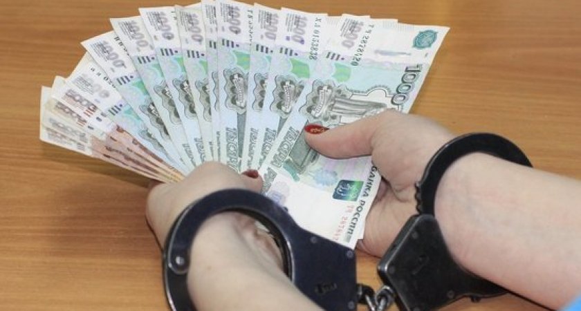 В Рязани экс-полицейский осужден за взяточничество на 3,5 года условно