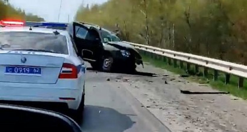 В Рязанском районе водитель Renault Duster погиб в ДТП с автобусом