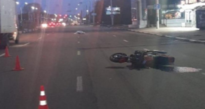 Полиция ищет свидетелей наезда мотоцикла на рязанского танцора 26 лет 