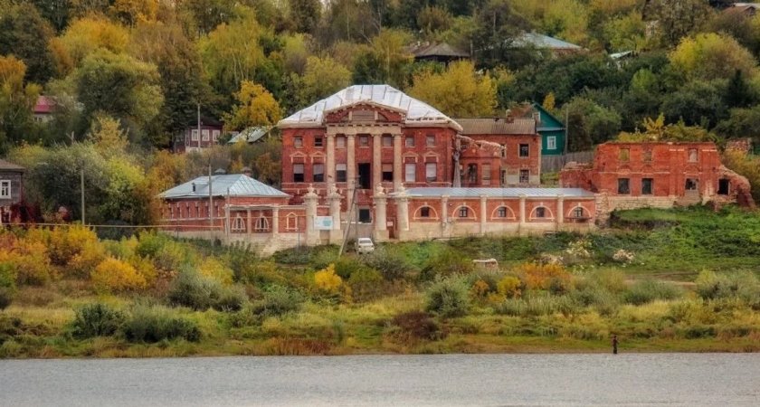 В Касимове усадьба Кастрова XIX века продаётся на Avito