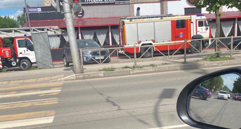 На улице Грибоедова в Рязани произошло задымление здания