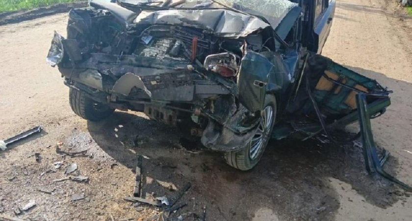 Под Рязанью один человек скончался и двое пострадали в ДТП с участием ВАЗ и Scania