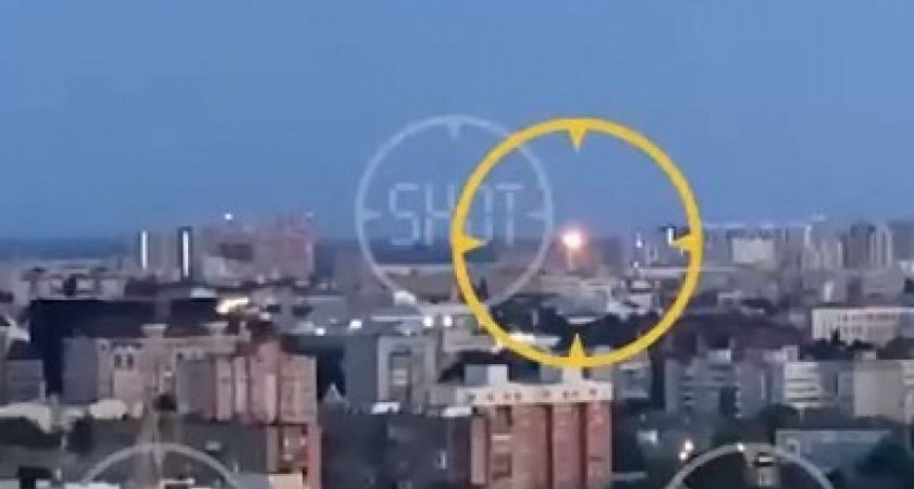 Появилось видео момента падения самолета Ил-76 в Рязани