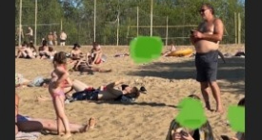 В Рязани мужчина тайно снимал на видео детей на пляже