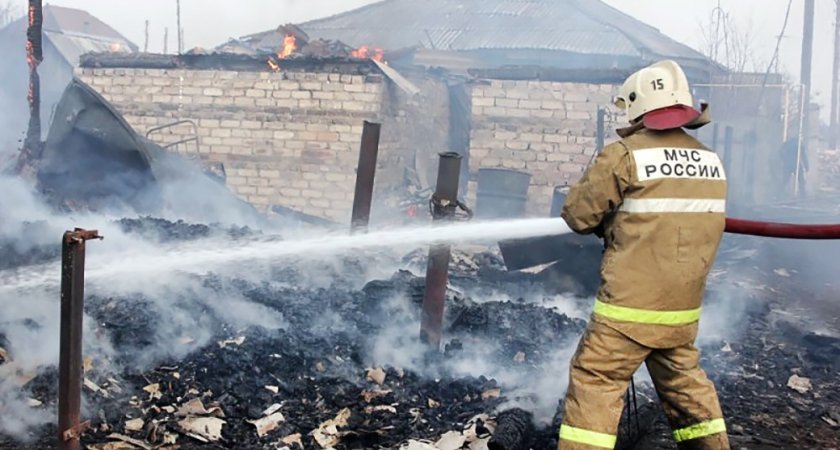 На пожаре в Сапожковском районе Рязанской области погибла женщина 96 лет