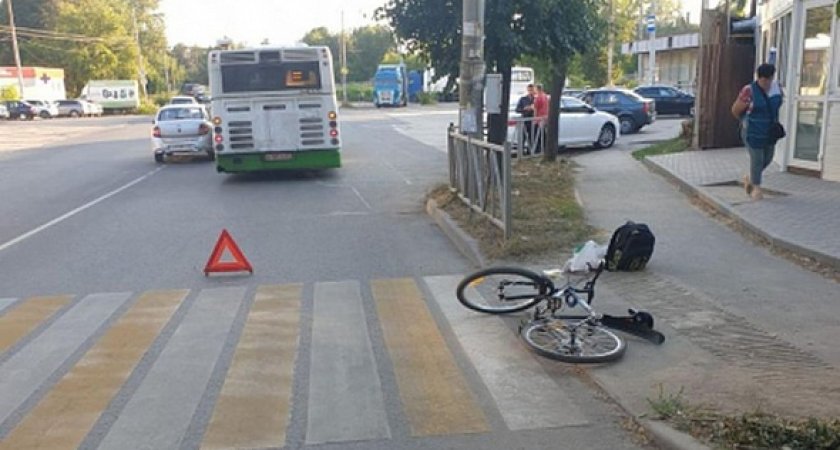 В Рязани на улице Чкалова автобус сбил 17-летнего велосипедиста 