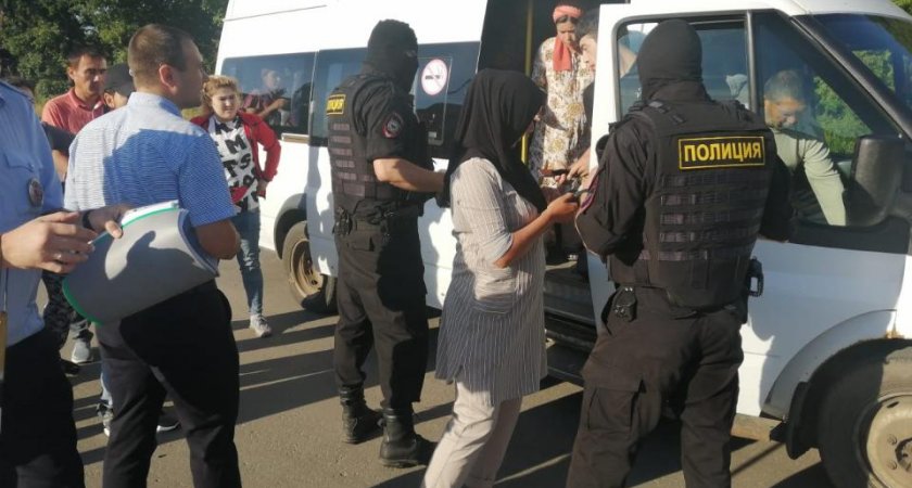 Рязанские полицейские за сутки выявили 17 нарушений закона мигрантами