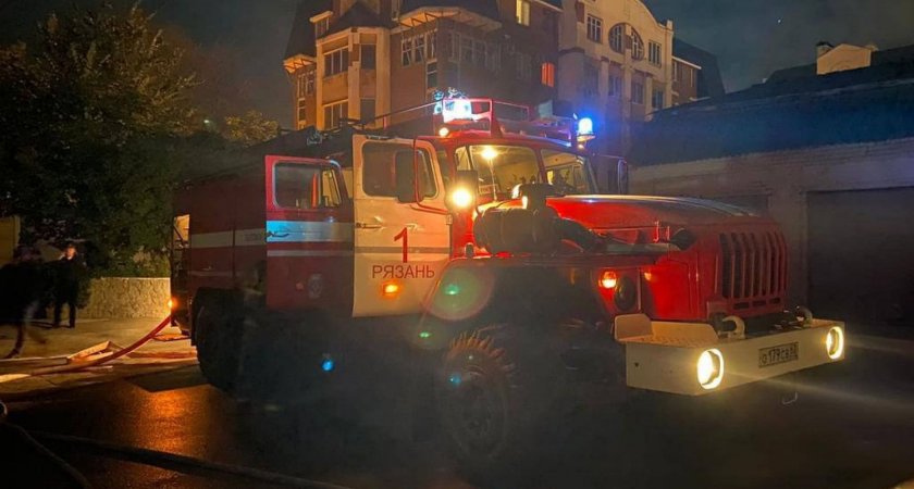 Прокуратура организовала проверку из-за пожара в школе №7 в Рязани