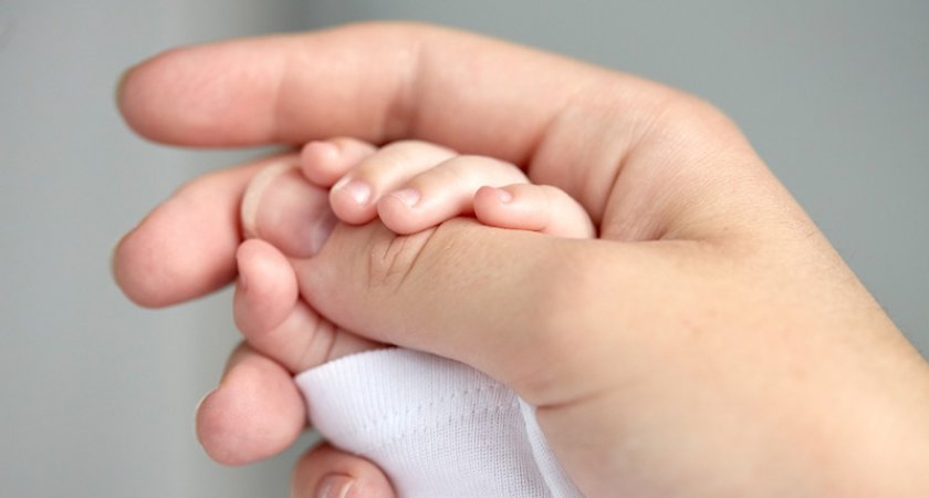 Малков назвал шаги к снижению младенческой смертности