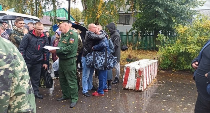 Рыбновский район отправил в учебные центры вторую партию призывников
