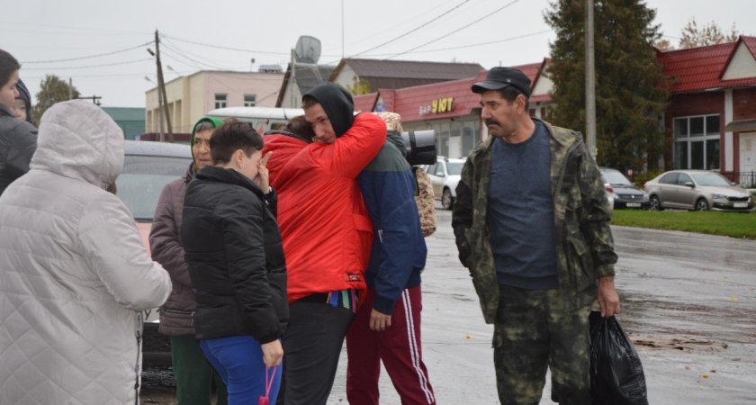 15 мужчин отправили на мобилизацию из Старожиловского района