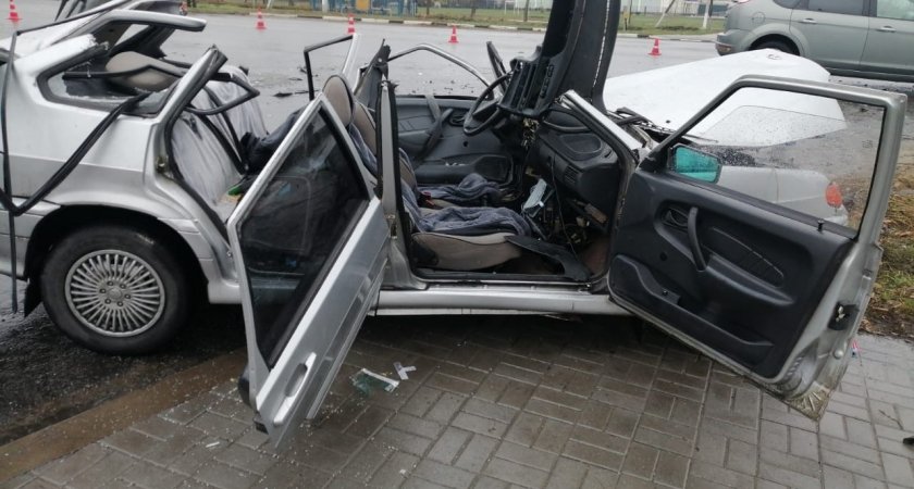 В Сасове в ДТП попали «Форд» и «ВАЗ 2114», есть пострадавшие