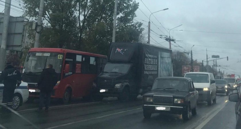 В полиции прокомментировали ДТП на Московском шоссе в Рязани с участием маршрутки