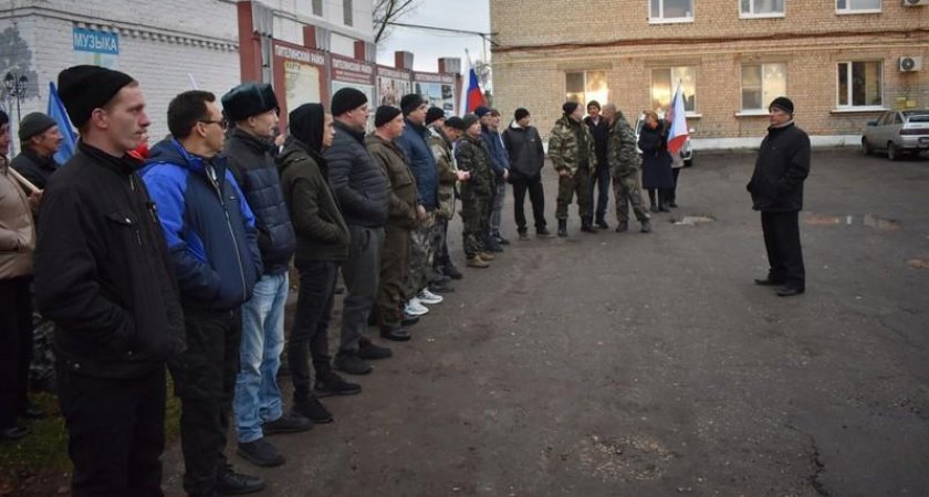 Группа мобилизованных из Рязанской области отправилась в учебные центры