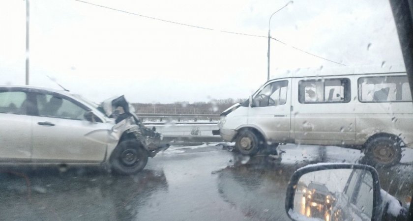 На Северной окружной в Рязани произошло ДТП с двумя авто