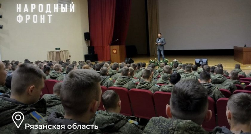 Актер Дмитрий Певцов посетил Рязань для поддержки участников СВО