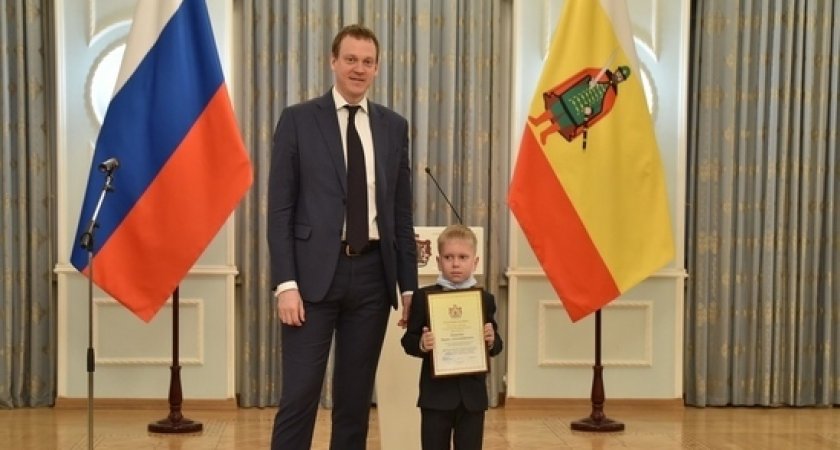 Губернатор Малков присудил стипендии одарённым детям Рязанской области