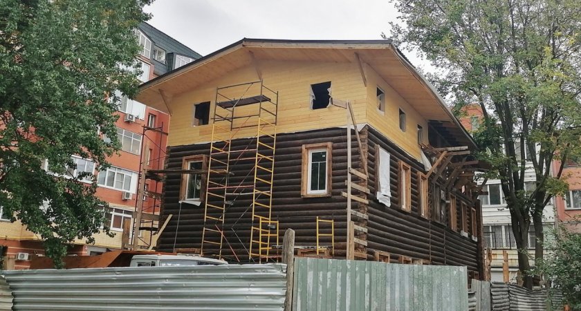 Рязанский пожарный Игорь Ионку приобрел исторический дом на улице Горького для реставрации