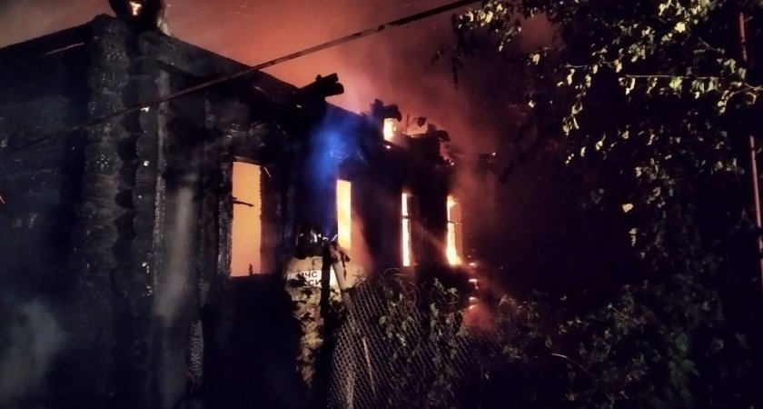 В Рыбновском районе из-за пожара скончались двое мужчин