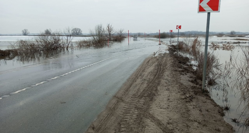 Под Рязанью 21 марта затопило дорогу к Коростово