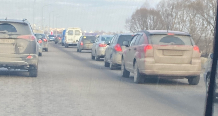 Жители Рязани пожаловались на пробки из-за изменения движения транспорта в Канищево